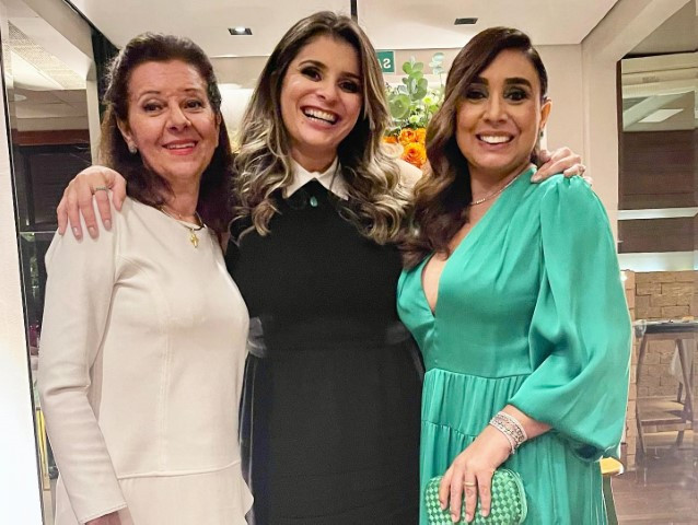 Ireniza Canavaros, Eddhyanne Figueiredo e Rita Castro