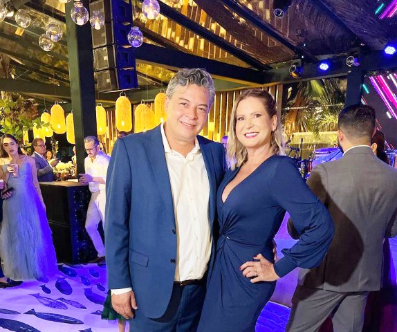 Leonardo Ribeiro e Gabriela Novis