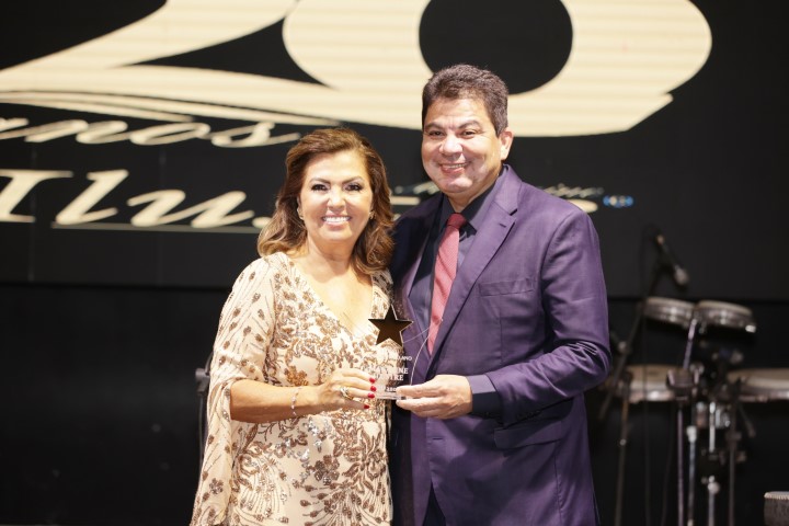 Dalva Costa e Cidinho Santos