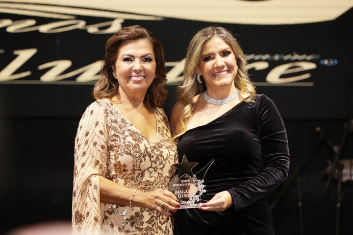Dalva Costa e Tatiane Barros