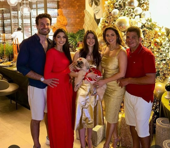 Cidinho Santos e Marli Becker e família
