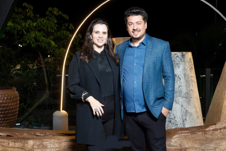 Giovanna Trojan e Luiz Queiroz