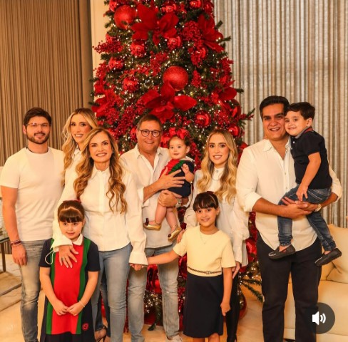 Mauro e Mônica Carvalho e família