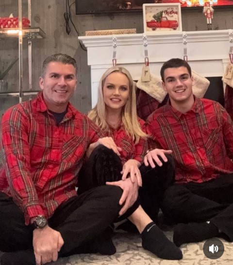 Rai e Karla Bonna Krause e família